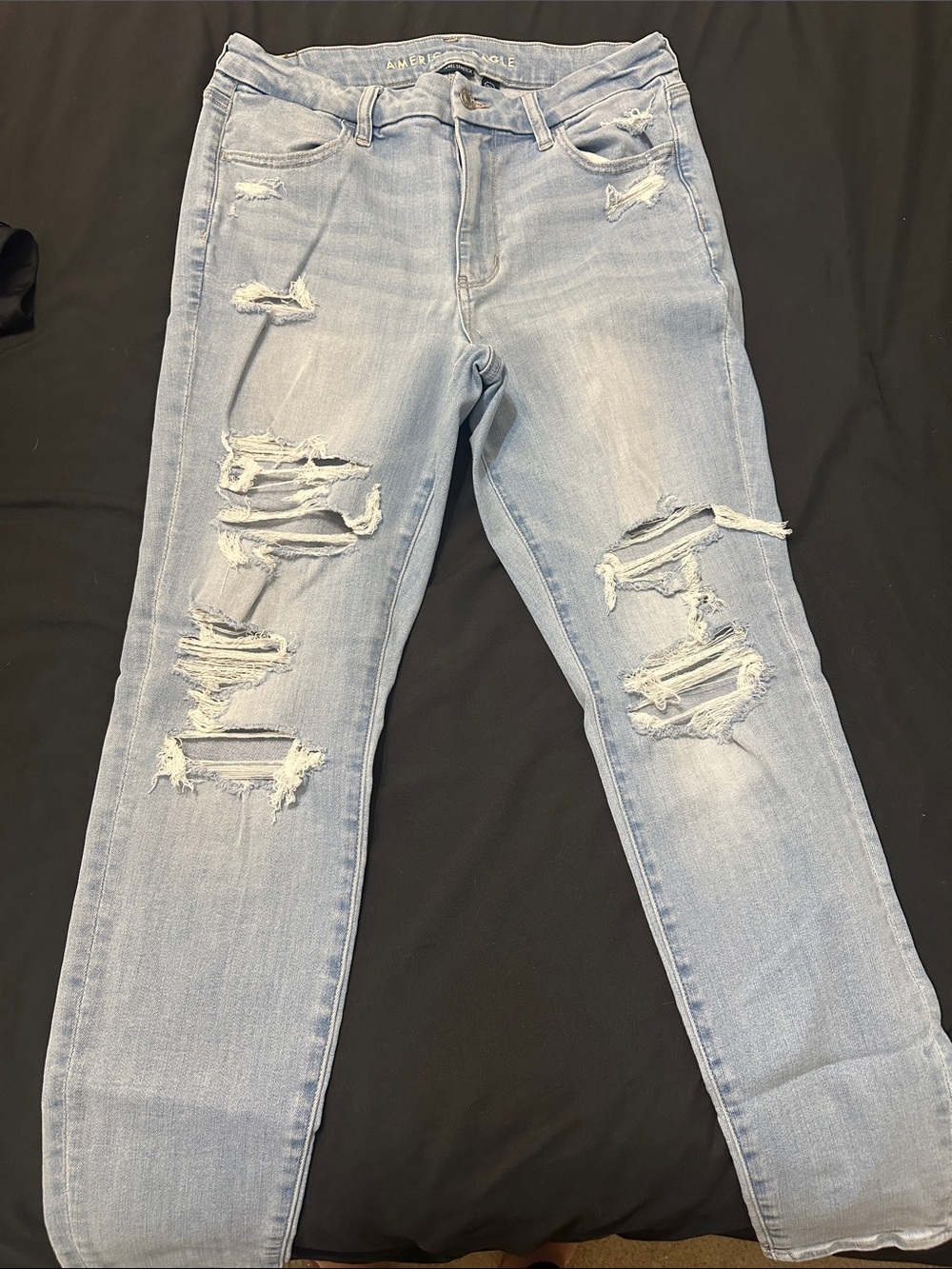 American Eagle Outfitters Light Blue Distressed Skinny Jeans